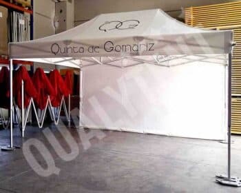 Carpa plegable de 3x4.5m rotulada para empresas